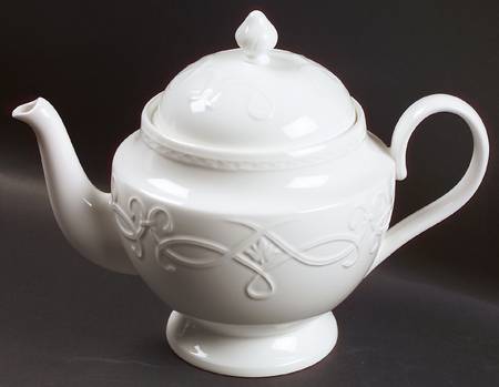 Traditions Teapot & Lid