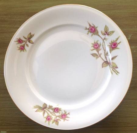 WIG476 Dinner Plate