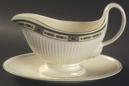 Carlton (Green Trim) Gravy Boat & Underplate/Relish