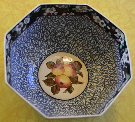 4574 7" Octagonal Vegetable Bowl