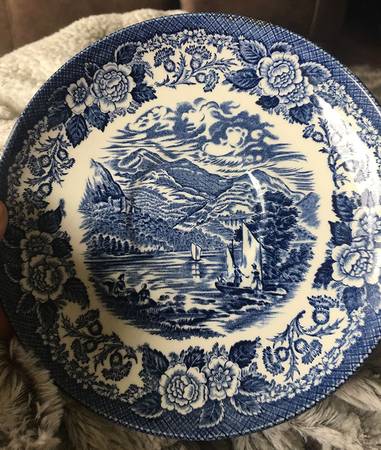 Lochs of Scotland Blue Flat Cream Soup Bowl