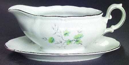 Dynasty Gravy Boat with Attached Underplate