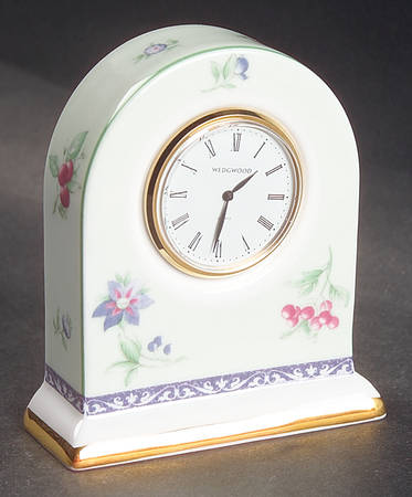 Meadow Field Small Clock Dome
