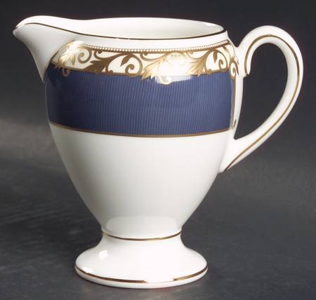 Rococo Globe Shape Creamer