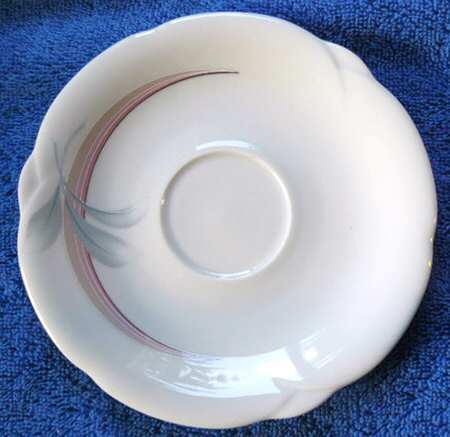 WIG490 Saucer