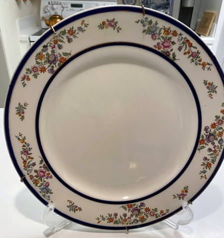 9052 by Wedgwood