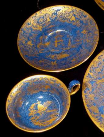 X9694 Footed Cup & Saucer Set