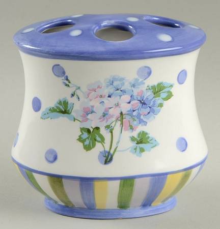 Blossom Hill Toothbrush Holder