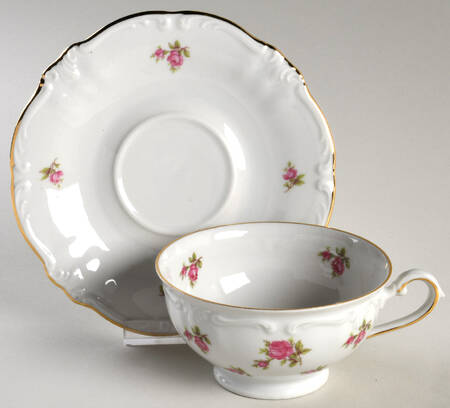 WIG510 Footed Cup & Saucer Set