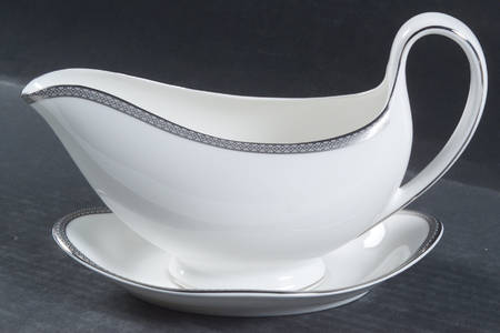 Madrid Gravy Boat & Underplate