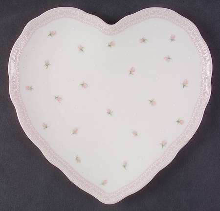 Stephanie Heart Shaped Plate