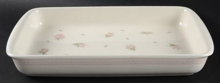 Stephanie 14" Rectangular Baker