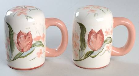 Garden Lane Salt & Pepper Set