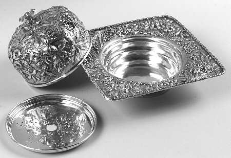 Repousse (Sterling, Hollowware) Sterling Round Covered Butter
