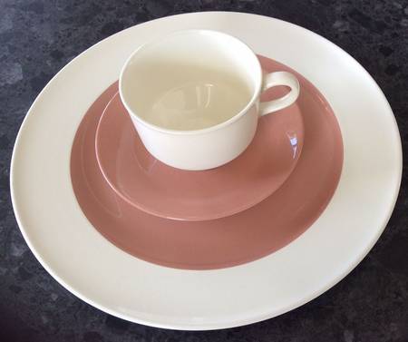 WW205 Flat Cup & Saucer Set