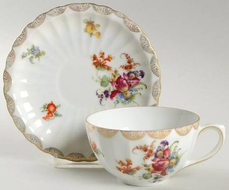 2188 Flat Cup & Saucer Set