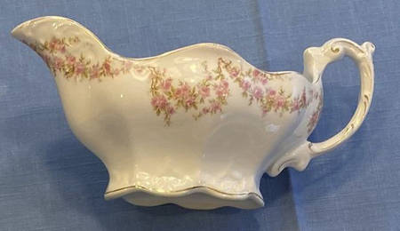 WEI43 Gravy Boat