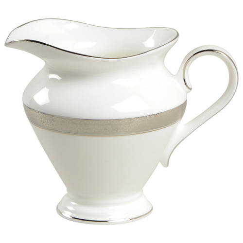 Newgrange Platinum Creamer