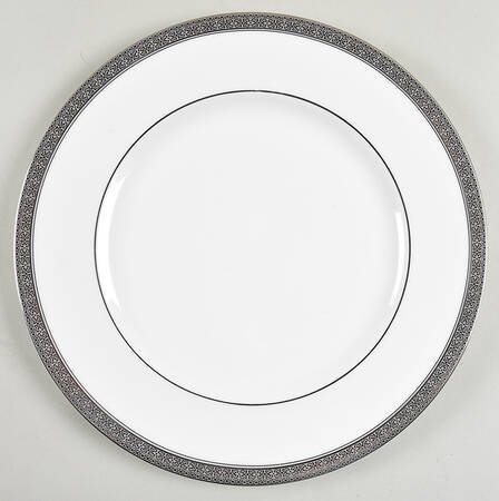 Newgrange Platinum Dinner Plate