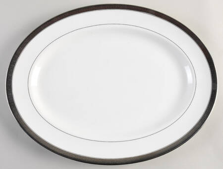Newgrange Platinum 15" Oval Serving Platter