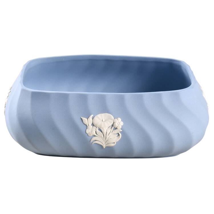 Cream Color on Lavender Spiral Flute Rectangular Box, No Lid