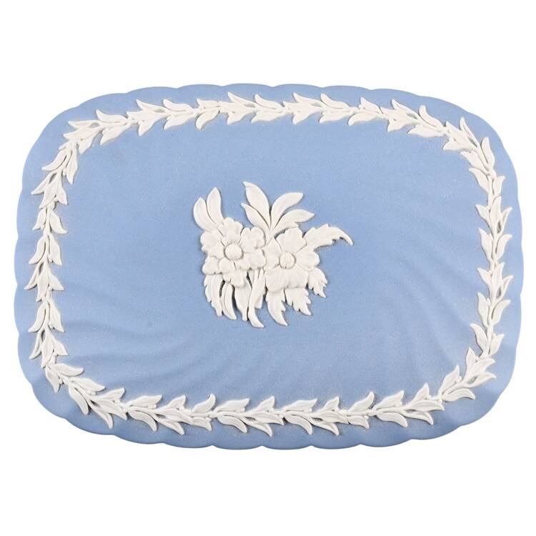 Cream Color on Lavender Spiral Flute Lid for Rectangular Box