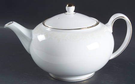 Mont Blanc Teapot & Lid