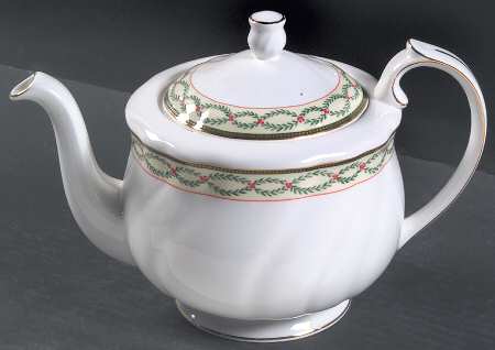 Royal Garland Teapot & Lid