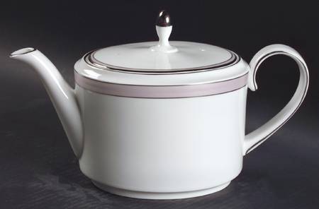 Pink Duchesse Teapot & Lid