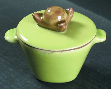 WIN19 (Round) Covered Soup Bowl