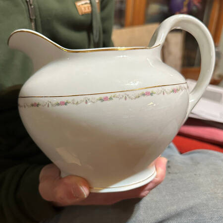A9211 Pitcher