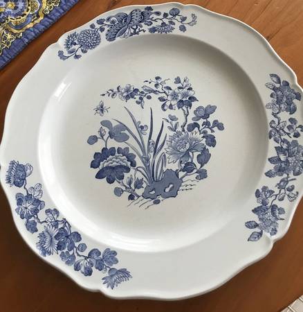 Groups Blue (Scallop) by Wedgwood