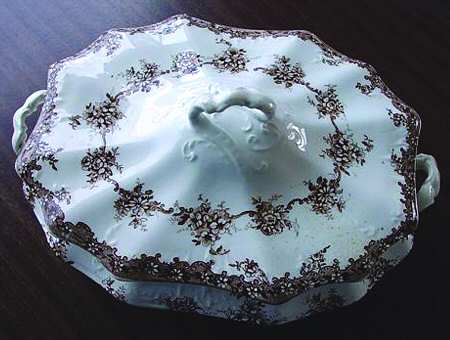 Ariel by Wedgwood