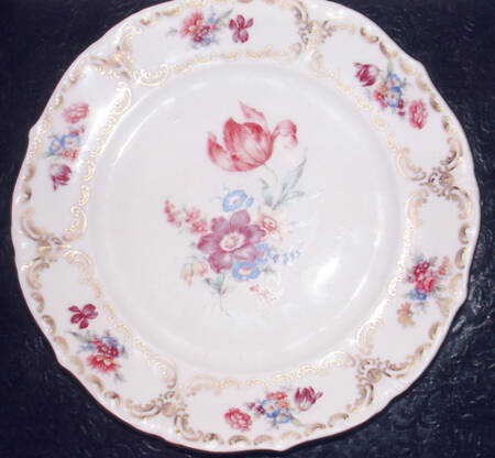 WIG585 Dinner Plate