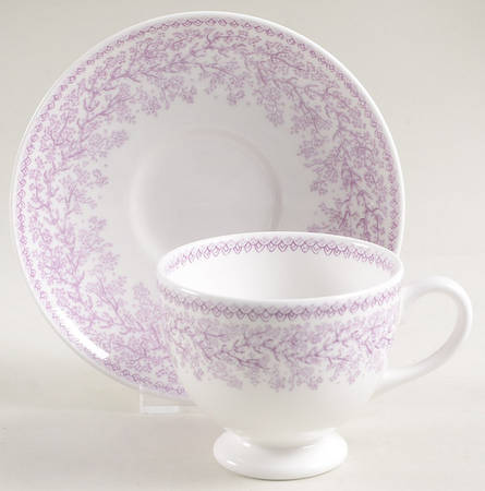 Winter Berries Footed Cup & Saucer Set
