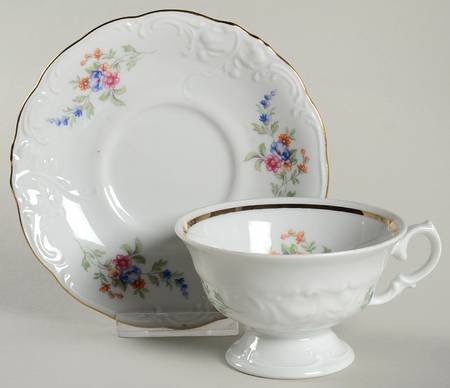 WAV36 Footed Cup & Saucer Set