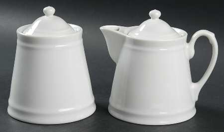 Brasserie White Creamer & Sugar with Lids Set