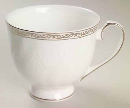 Queen's Lace Footed Cup