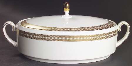 Golden Tiara Oval Covered Vegetable
