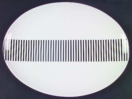 Freestyle Black & White 13" Oval Serving Platter