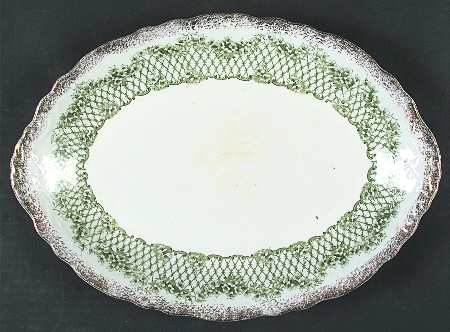 Flora Gold (Gold Brushed Edge) by Wedgwood