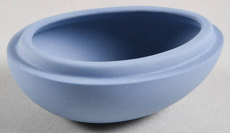 Cream Color and Portland Blue on Lavender Small Egg Box No Lid