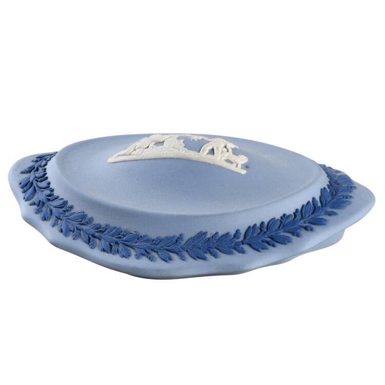 Cream Color and Portland Blue on Lavender Silver/Candy Box-Lid