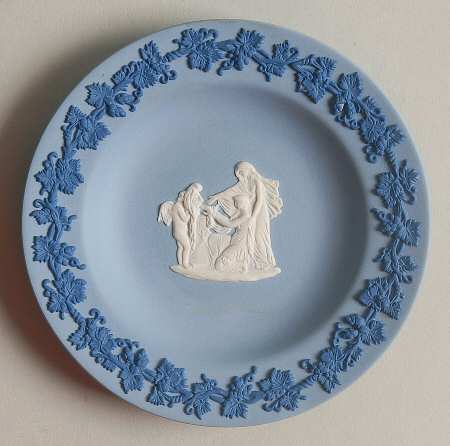 Cream Color and Portland Blue on Lavender 4" Round Tray