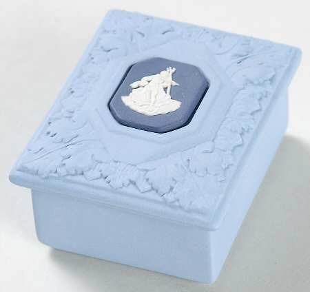 Cream Color and Portland Blue on Lavender Rectangular Box with Lid