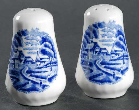 English Scenery Blue (Lion Backstamp, Swirl) Salt & Pepper Set