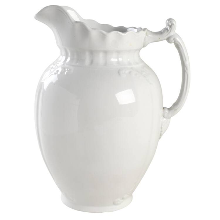 WW257 160 Oz Pitcher