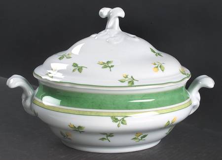 Summer Dream Oval Covered Vegetable