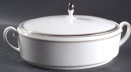 Fidelity Oval Covered Vegetable