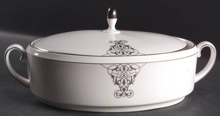 Imperial Scroll Oval Covered Vegetable